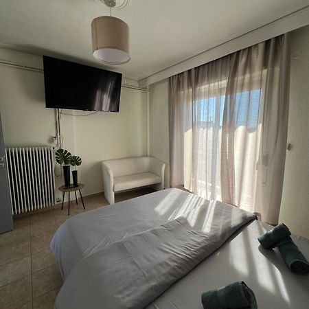 Rooftop Apartment Larissa Luaran gambar